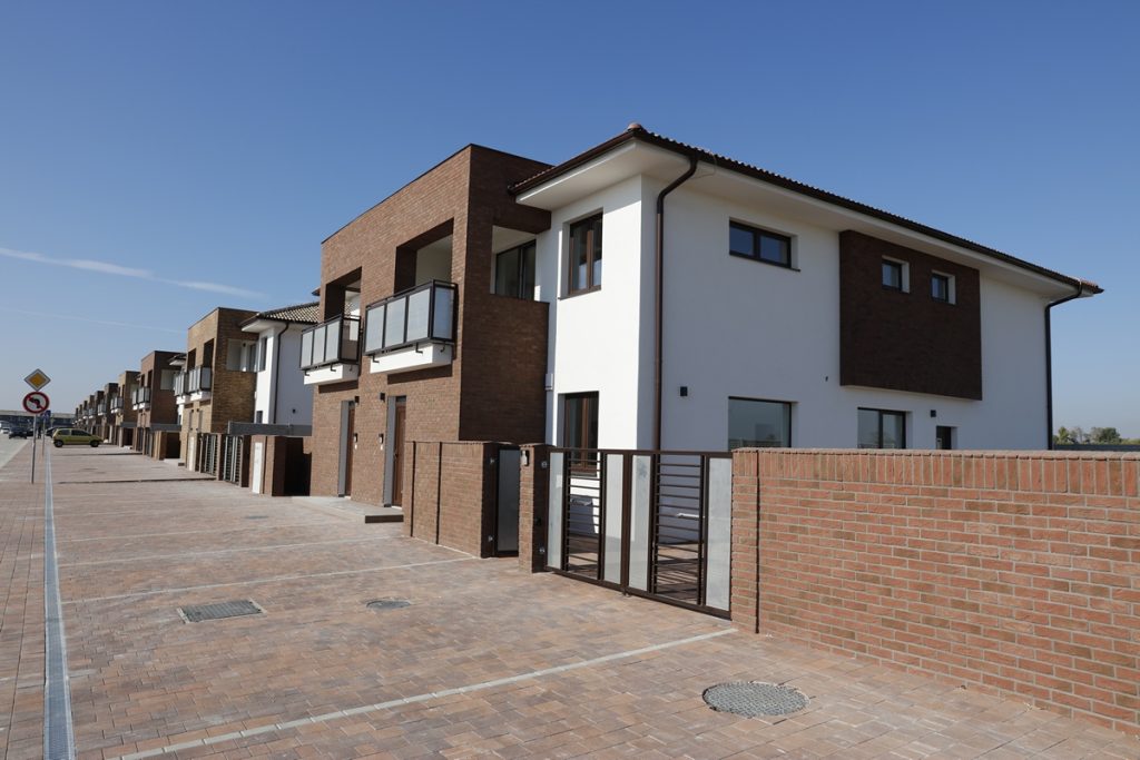 Rustic Red brick slips installed on new-build housing development